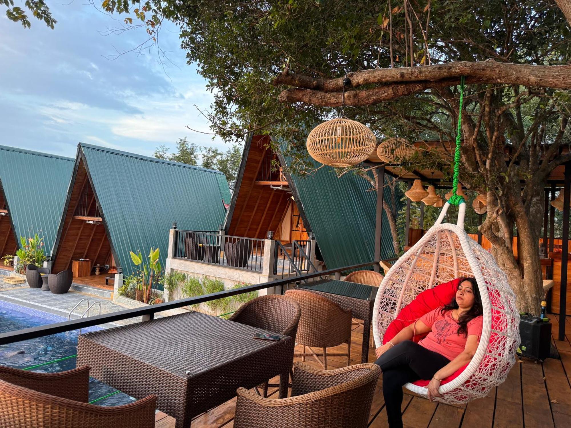 Sundown Lake Hotel & Spa Хабарана Экстерьер фото